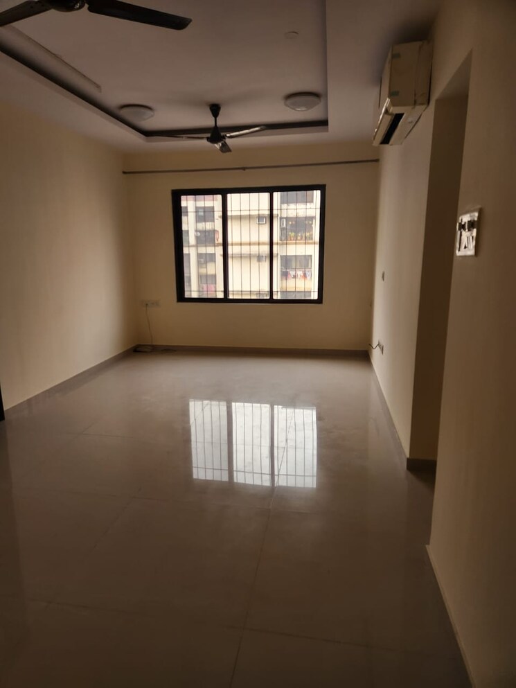 Room, lalani-grandeur 2 Bedroom 651 Sq.Ft. Apartment In Goregaon East Mumbai 9728559
