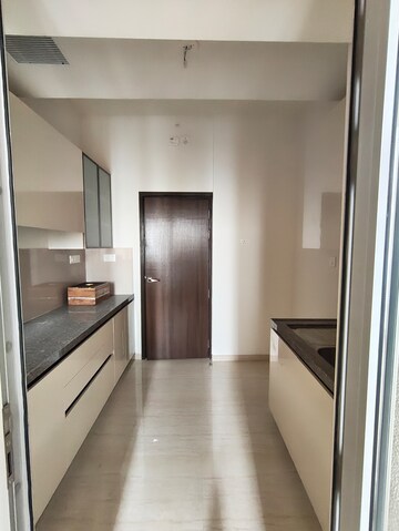 3 BHK Apartment For Rent in Piramal Aranya Arav, Byculla