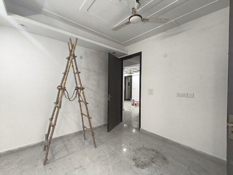 Room, neb sarai 1 Bedroom 450 Sq.Ft. Builder Floor In Neb Sarai Delhi 9728605
