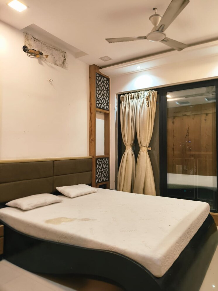 Bedroom, rustomjee-ozone 3 Bedroom 1000 Sq.Ft. Apartment In Goregaon West Mumbai 9728603