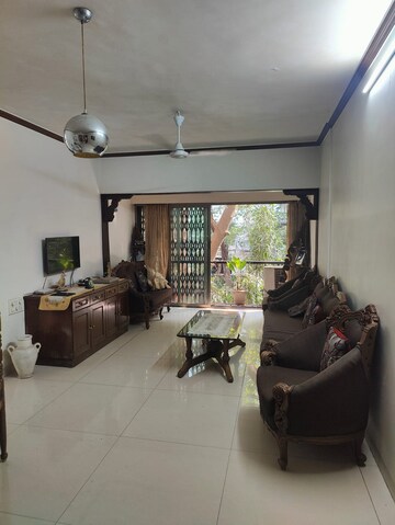 2 BHK Apartment For Rent in Bandra West