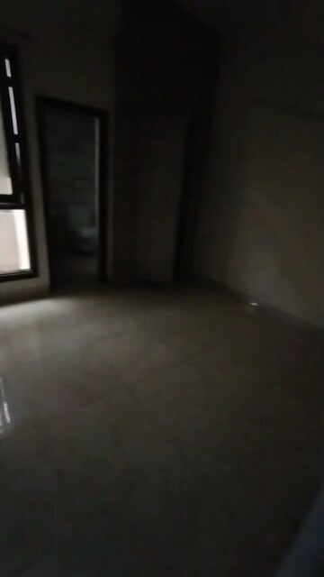Room in 4 BHK Villa at Panchsheel Villas, Sector 16 Greater Noida – for Rent