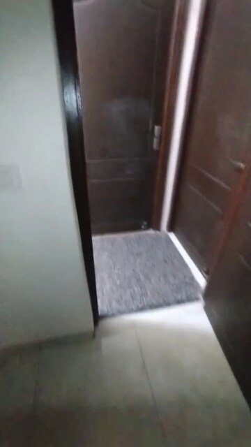 Furnished Amenities in 4 BHK Villa at Panchsheel Villas, Sector 16 Greater Noida – for Rent