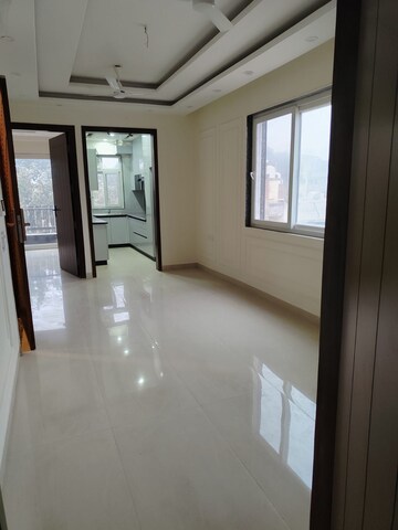 Room in 2 BHK Builder Floor at Sector 47 – for Rent