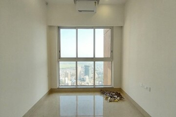Room in 3 BHK Apartment at Runwal Forest Orchid, Kanjurmarg West – for Rent