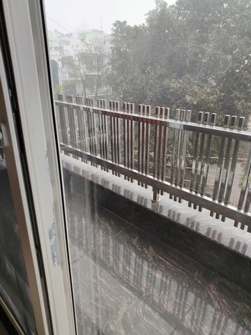 Balcony in 2 BHK Builder Floor at Sector 51 – for Rent