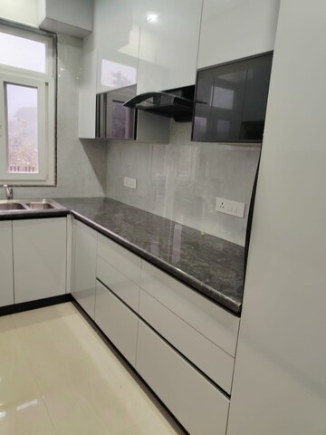 Kitchen in 2 BHK Builder Floor at Sector 51 – for Rent