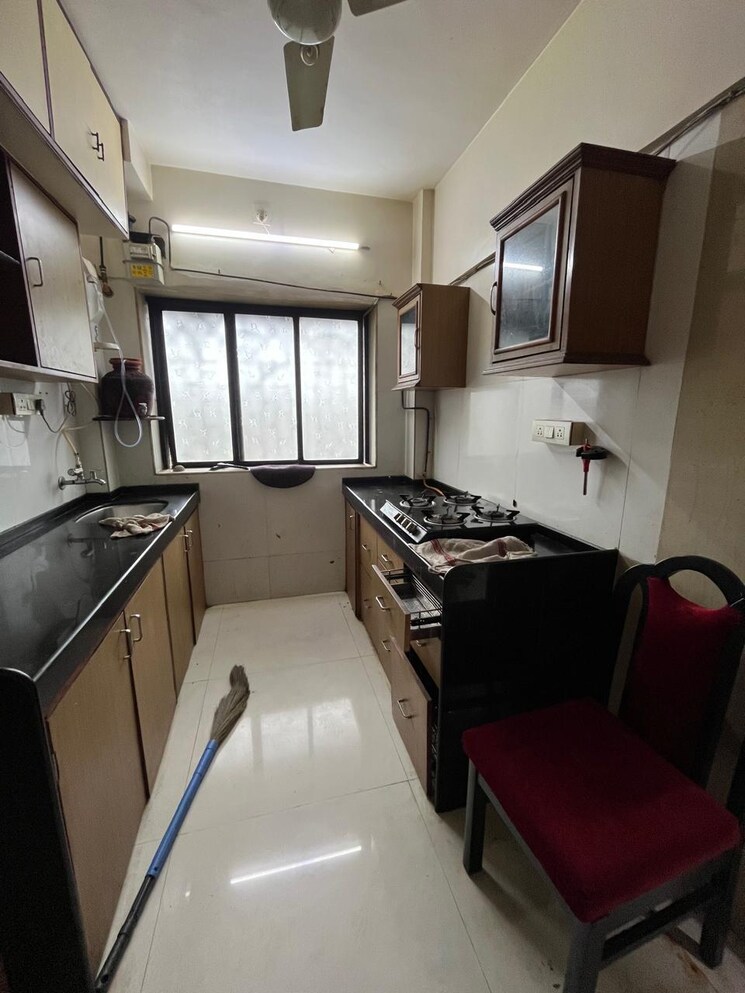 Master Bedroom, kamlesh-apartment 2 Bedroom 820 Sq.Ft. Apartment In Andheri East Mumbai 9728739