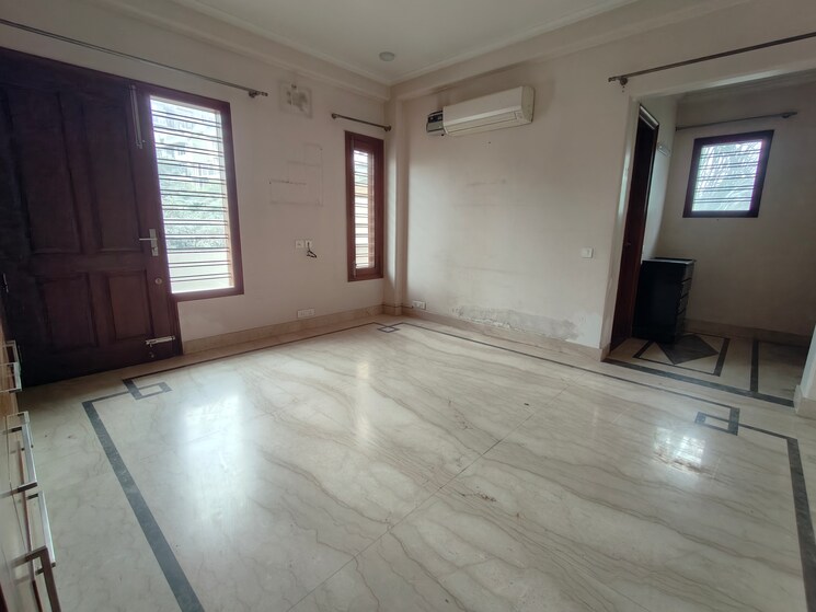 Room, ardee-city 3 Bedroom 1830 Sq.Ft. Apartment In Sector 52 Gurgaon 9728763