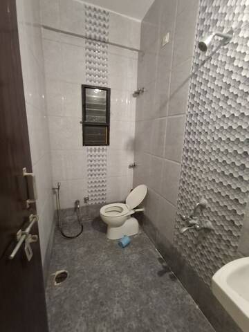 Floor Plan in 2 BHK Apartment at New Manish Nagar – for Rent