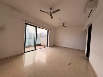 Room in 3 BHK Apartment at Lodha Palava Serenity D, Dombivli East – for Rent