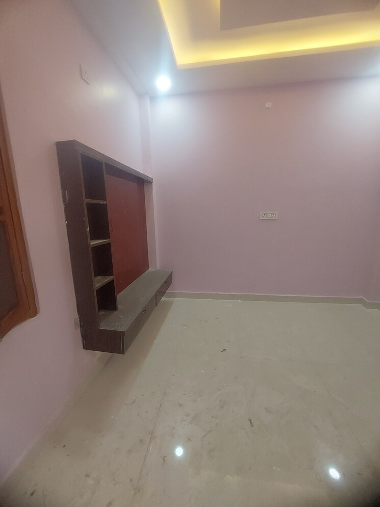 undefined, indira nagar 3 Bedroom 1635 Sq.Ft. Villa In Indira Nagar Lucknow 9728812