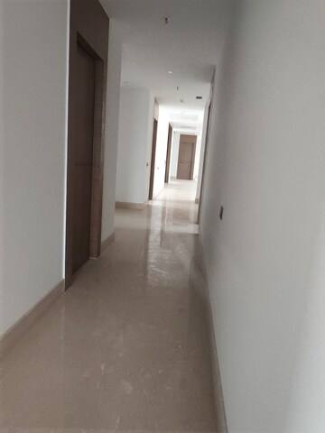  4 BHK Apartment at Mahagun Mezzaria, Sector 78 – for Rent