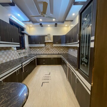 Kitchen in 4 BHK Builder Floor at Sector 21c – for Rent
