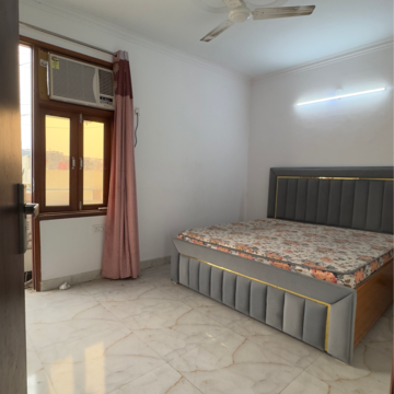 1 BHK Builder Floor For Rent in Chattarpur