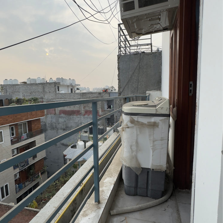 Balcony, chattarpur 1 Bedroom 450 Sq.Ft. Builder Floor In Chattarpur Delhi 9728879