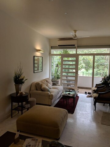 Living Room in 2.5 BHK Builder Floor at Greater Kailash ii – for Rent