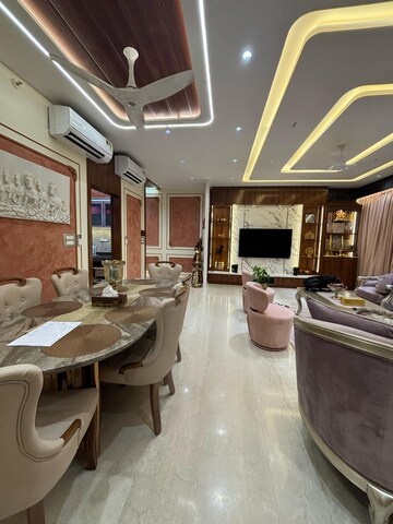 Kitchen in 3 BHK Apartment at Oberoi Enigma, Mulund West – for Sale