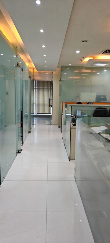  Office Space For Rent in Suncity Business Tower, Sector 54