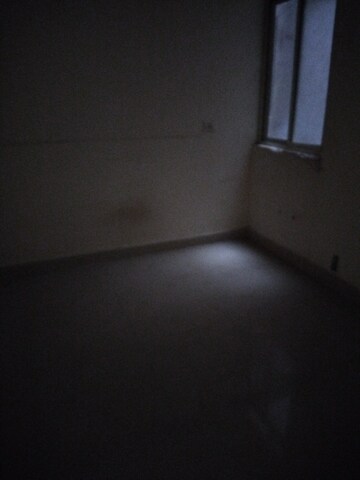 Furnished Amenities in 3 BHK Apartment at Conscient Habitat 78, Sector 78 – for Rent