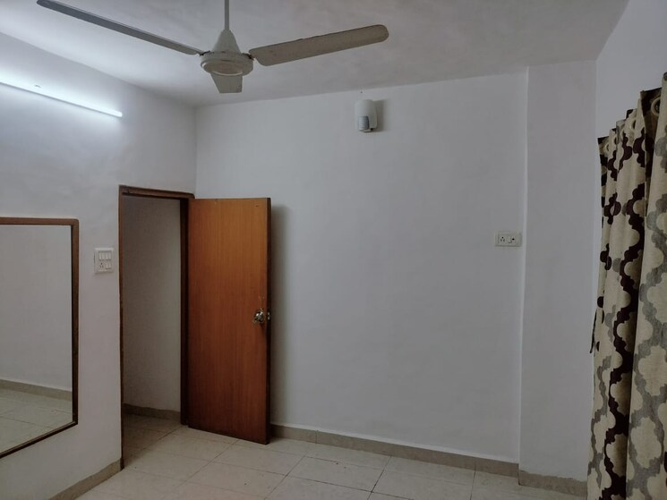 Room, sagar-kanya 1 Bedroom 450 Sq.Ft. Apartment In Andheri West Mumbai 9728977