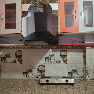 Living Room in 1 BHK Builder Floor at Dwarka Mor – for Rent