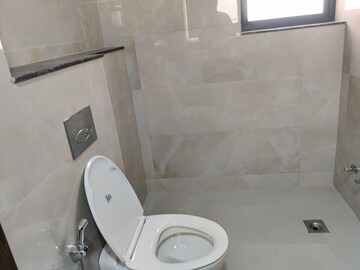 Bathroom in 3 BHK Apartment at M3M Latitude, Sector 65 – for Sale