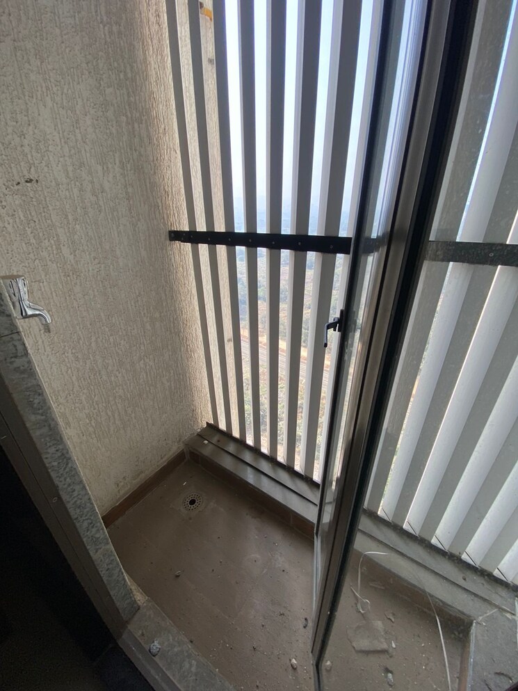 Balcony, runwal-my-city 1.5 Bedroom 579 Sq.Ft. Apartment In Dombivli East Thane 9729011