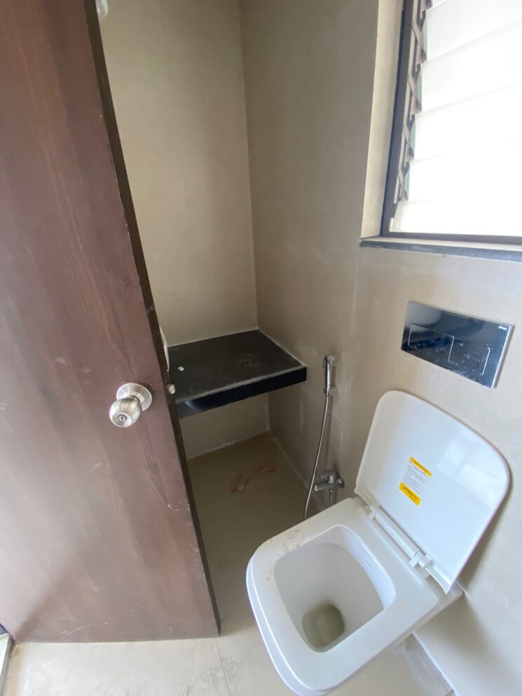Bathroom, runwal-my-city 1.5 Bedroom 579 Sq.Ft. Apartment In Dombivli East Thane 9729039