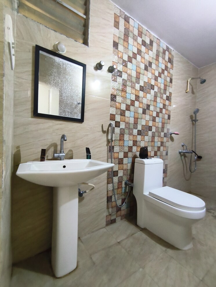 Bathroom, kuteer-arcade 3 Bedroom 1800 Sq.Ft. Apartment In Koramangala Bangalore 9729058