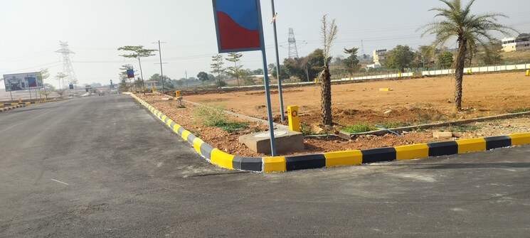 Garden, indo-magadha  183 Sq.Yd. Plot In Kadthal Hyderabad 9729083