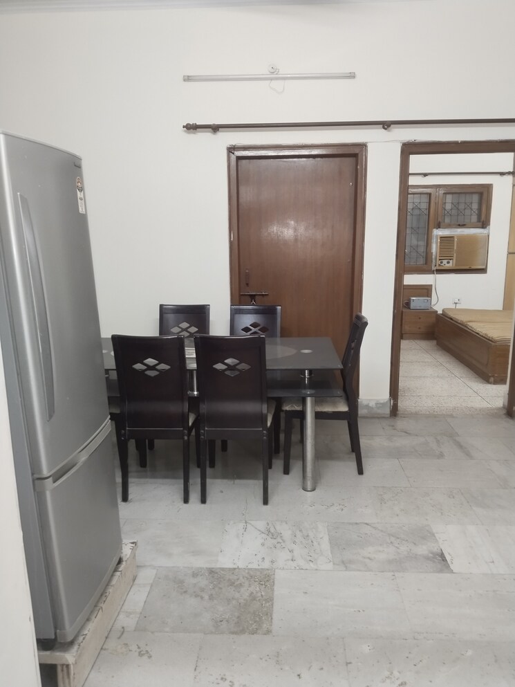 Living Room, gomti nagar 1.5 Bedroom 1200 Sq.Ft. Independent House In Gomti Nagar Lucknow 9729099