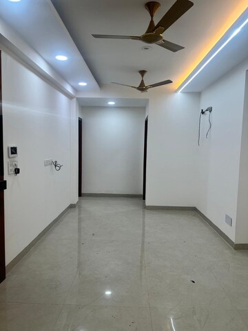 3 BHK Builder Floor For Rent in Sector 57