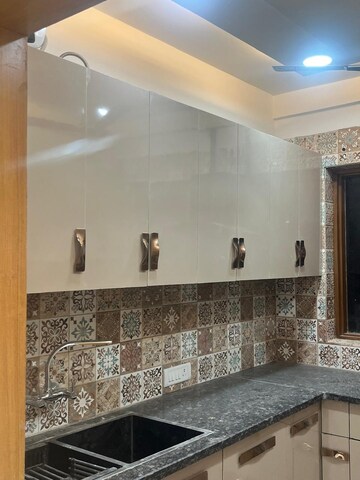 Kitchen in 3 BHK Builder Floor at Sector 57 – for Rent