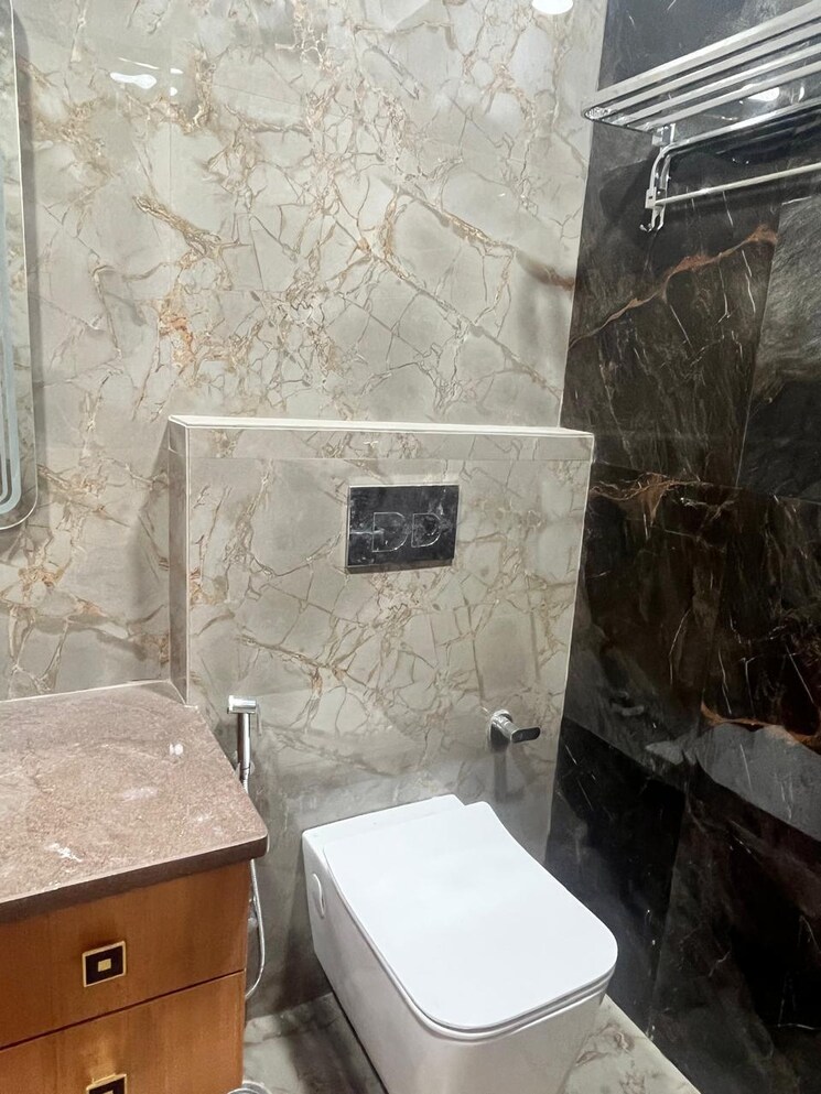 Bathroom, sector 57 3 Bedroom 260 Sq.Yd. Builder Floor In Sector 57 Gurgaon 9729142