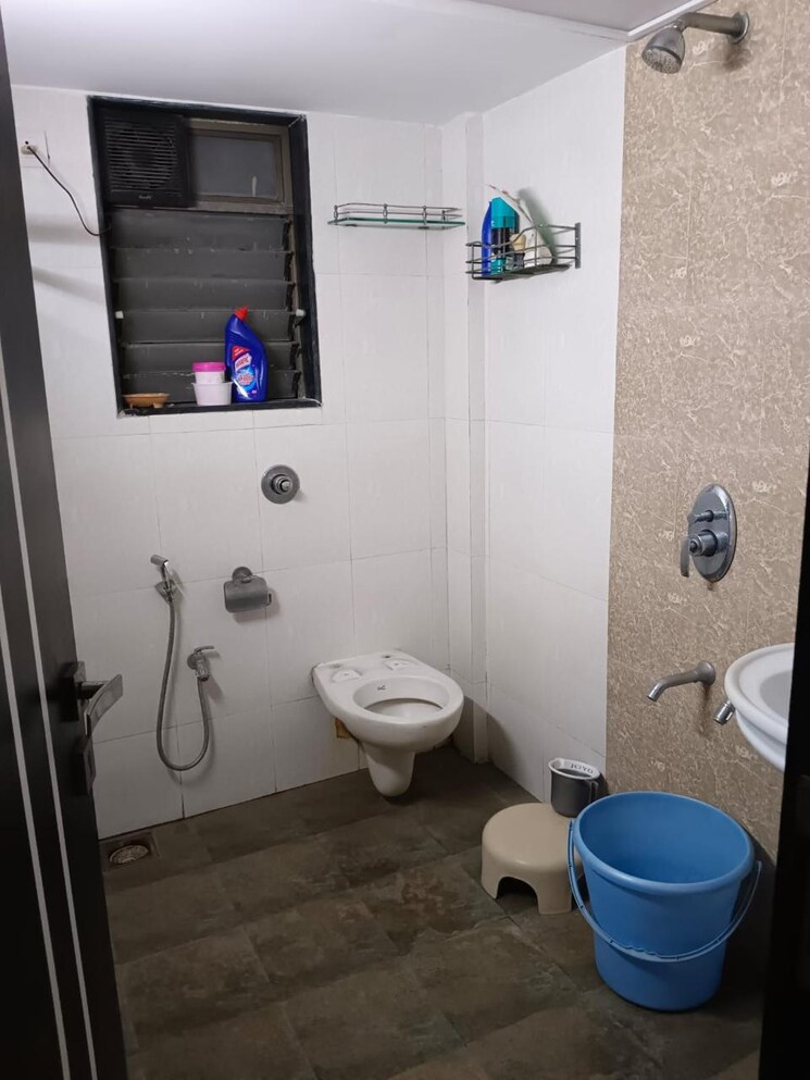 Bathroom, satyam-raj-residency 2 Bedroom 1100 Sq.Ft. Apartment In Thane West Thane 9729153