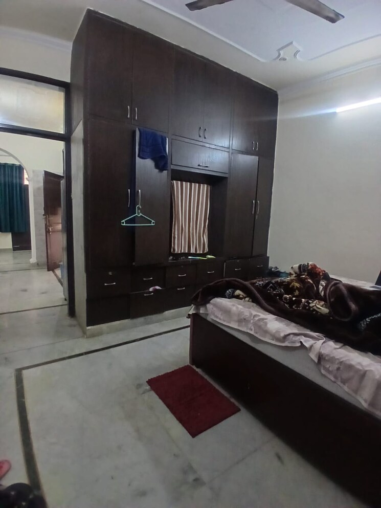 Bedroom, sector 40 1 Bedroom 1300 Sq.Ft. Independent House In Sector 40 Gurgaon 9729172