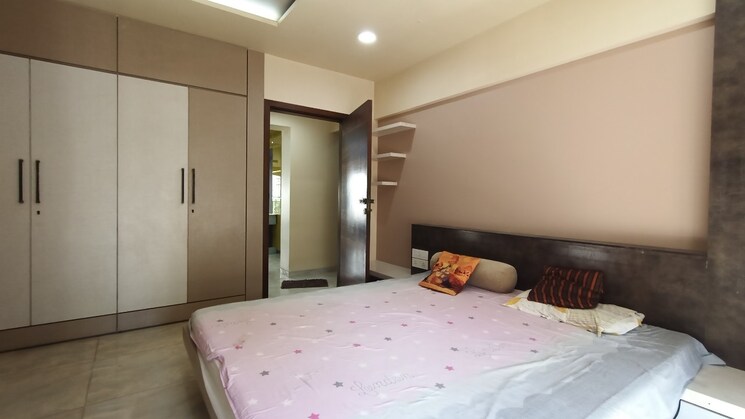 Room, worli Pg For Girls In Worli 9729197