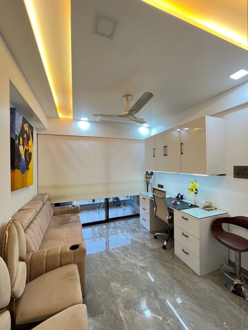 Master Bedroom in 3 BHK Apartment at Platinum Palm Woods, Seawoods Sector 38 – for Sale