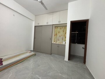 Room in 1 BHK Apartment at Kondapur – for Rent