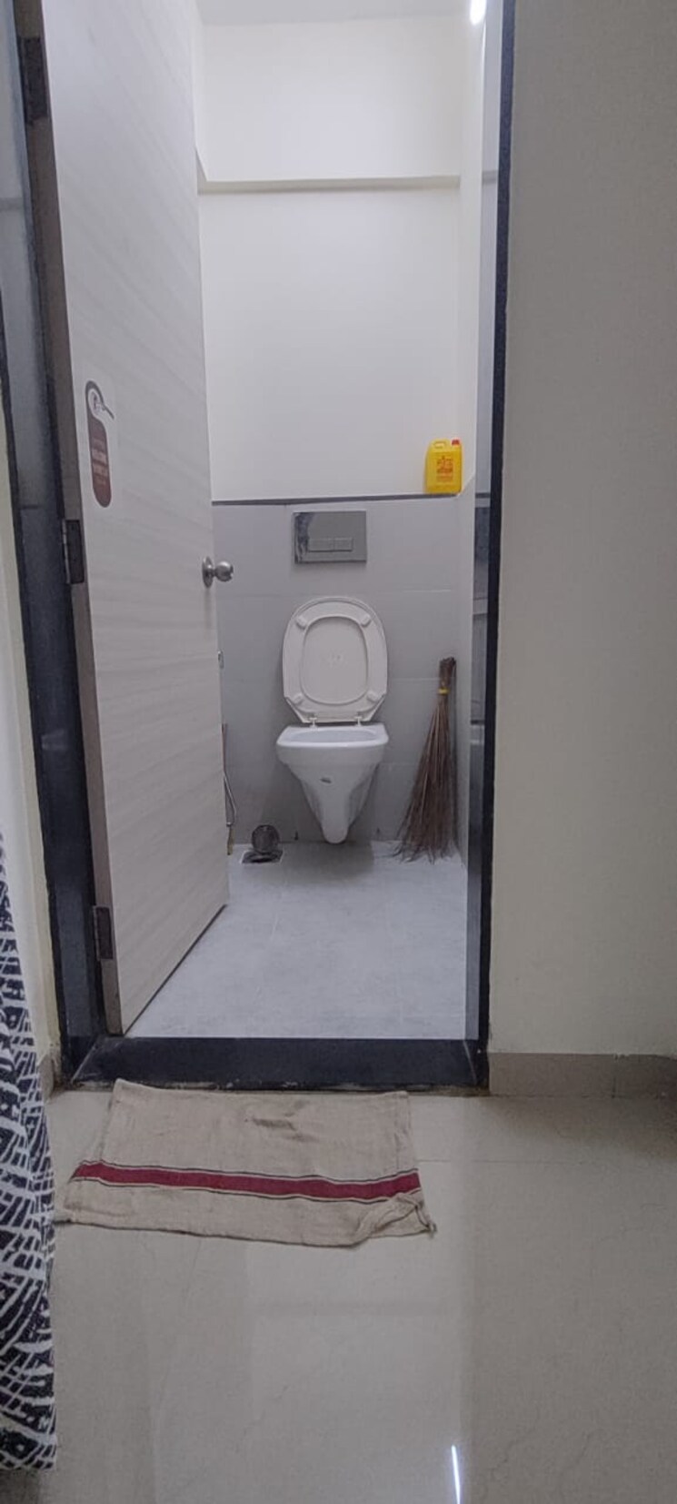 Bathroom, city-view-apartments 1 Bedroom 365 Sq.Ft. Apartment In Lower Parel Mumbai 9729282