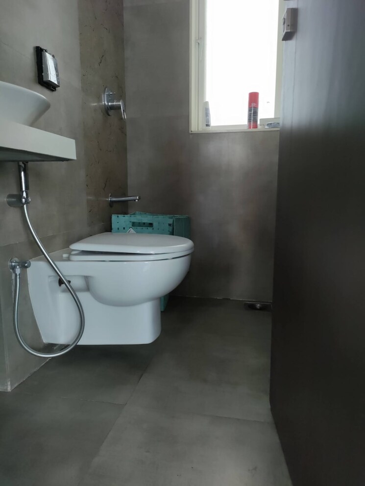 Bathroom, jp-unity-tower 2 Bedroom 600 Sq.Ft. Apartment In Lower Parel Mumbai 9729294