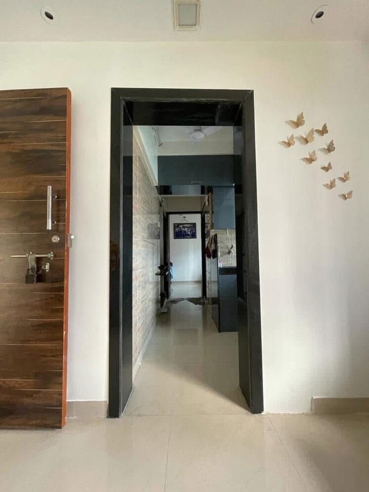 Room, sai-milan-chs 1 Bedroom 400 Sq.Ft. Apartment In Worli Mumbai 9729300