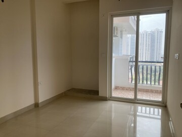 Room in 3 BHK Apartment at Sector 150 – for Sale