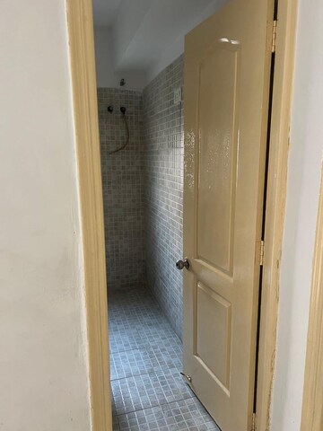 Building Lobby in 3 BHK Apartment at Paras Tierea, Sector 137 – for Rent