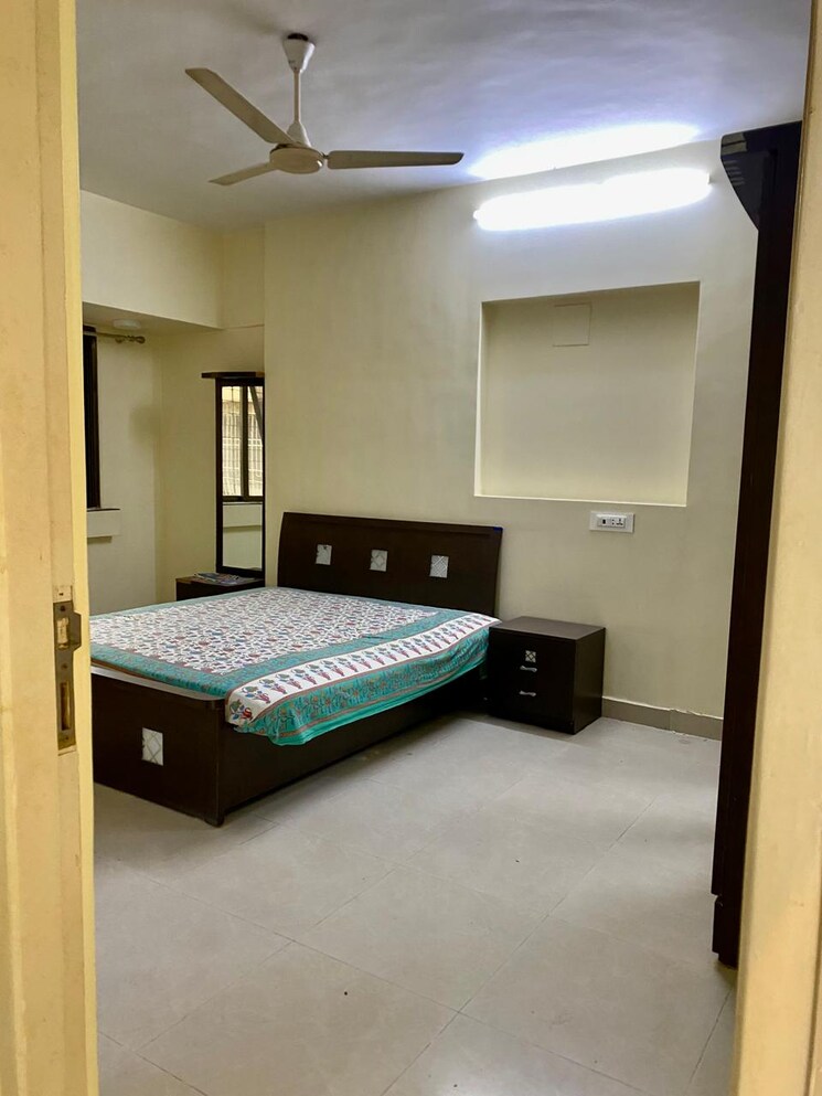 Bedroom, goregaon-west-view-chs 3 Bedroom 650 Sq.Ft. Apartment In Goregaon West Mumbai 9729343