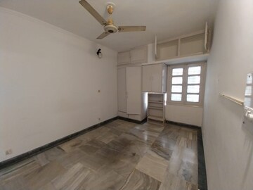 Room in 2 BHK Apartment at Khirki Extension – for Rent