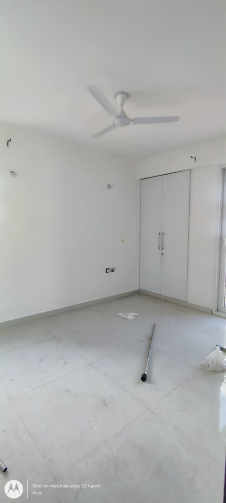 Room, millenium-bajrang-society 4 Bedroom 3000 Sq.Ft. Apartment In Sector 43 Gurgaon 9729426