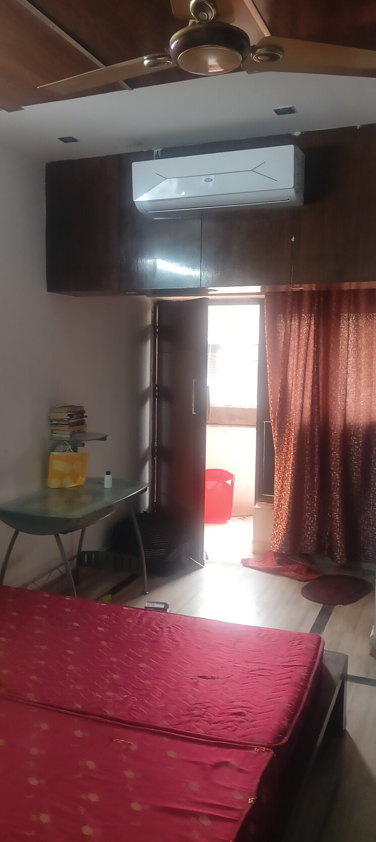 Living Room, shatabdi-vihar 2 Bedroom 950 Sq.Ft. Apartment In Sector 52 Noida 9729442