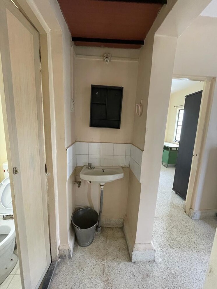 Bathroom, kothrud 1 Bedroom 600 Sq.Ft. Apartment In Kothrud Pune 9729487